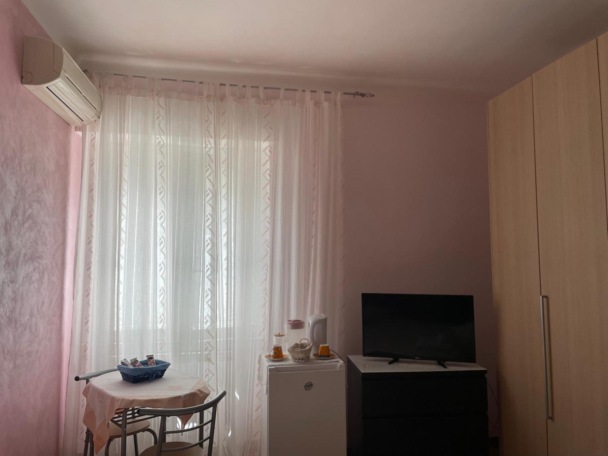 Francesca Acomodação com café da manhã La Spezia Exterior foto
